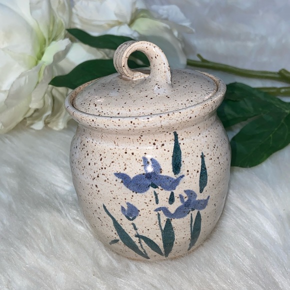 Hand Made Pottery with Lid Sign Unique - Picture 5 of 17